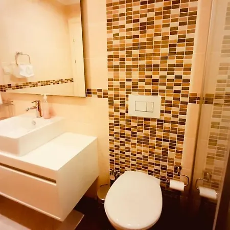 Agora Paradise Apartment *